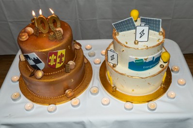 Geburtstagstorten für Muri bei Bern und für die 100+ Energiestädte Gold. 